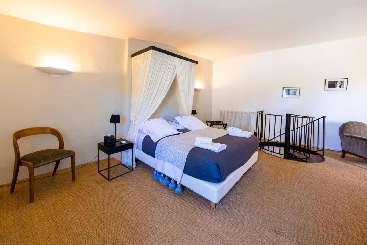 Monte Arena Chambre D'Hotes Montaren-et-Saint-Mediers Ngoại thất bức ảnh